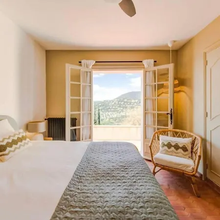 In With Sea View & Pool Cavalaire-sur-Mer