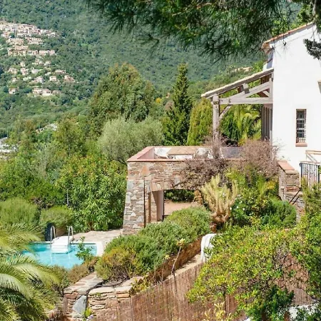 In With Sea View & Pool