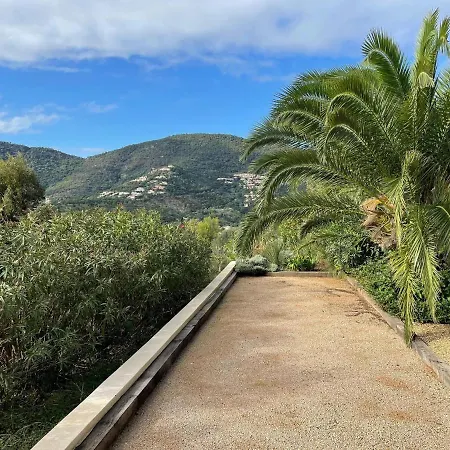 In With Sea View & Pool *