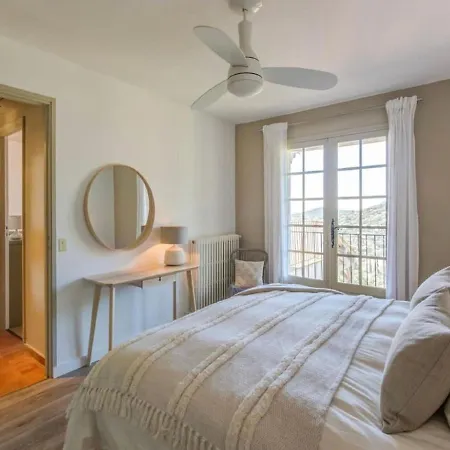 In With Sea View & Pool Villa